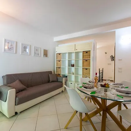 Apartment Perla - Terrace & 200 Mt Near - Happy *